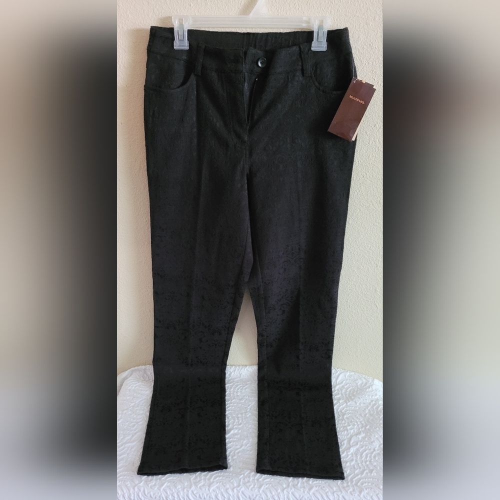 MULTIPLES | NWT Sz 6 Black printed pants